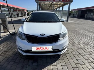 2017 Kia Rio III Рестайлинг, белый, 1350000 рублей, вид 1