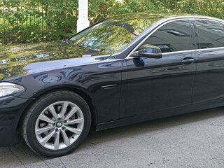 2014 BMW 5 серии 520d VI (F10/F11/F07) Рестайлинг, синий, 1900000 рублей, вид 5