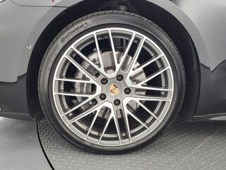 2024 Porsche Panamera 4 III, чёрный, 18377700 рублей, вид 5