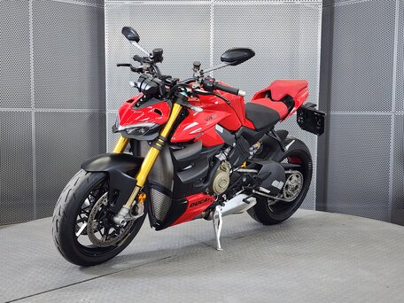 2024 Ducati Streetfighter V4, красный, 2149000 рублей, вид 4