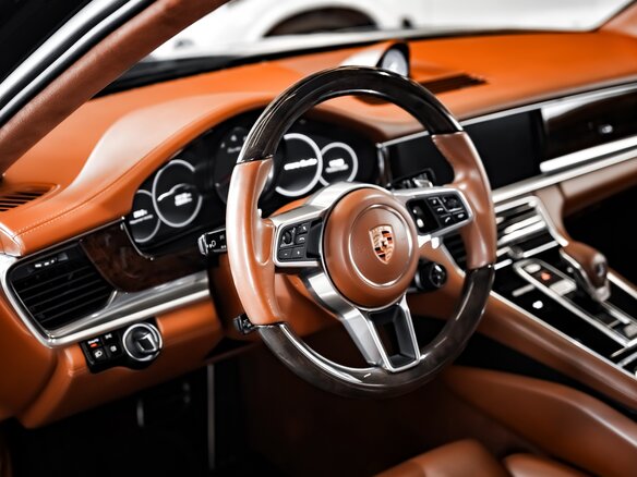 2018 Porsche Panamera Turbo II, чёрный - вид 10