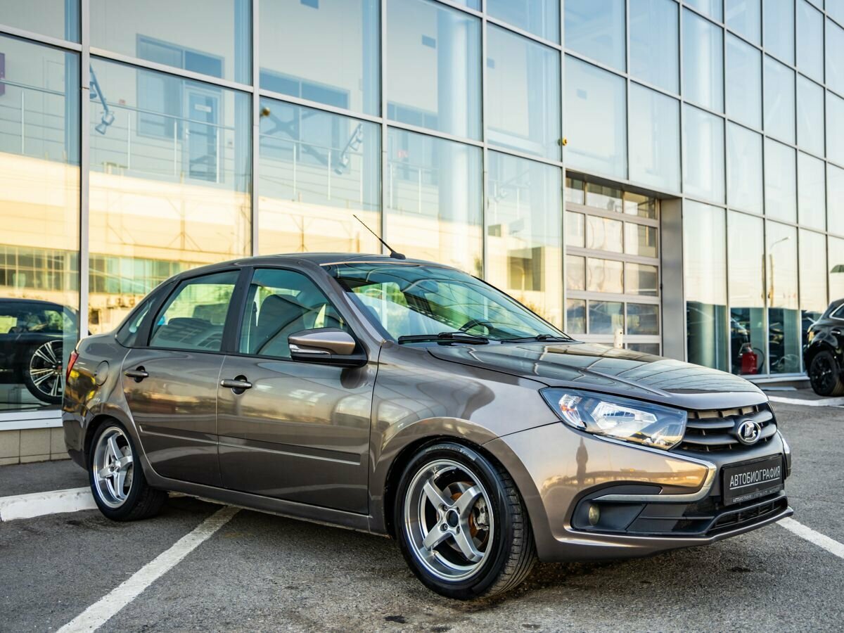 Открыть фотографии: Lada (ВАЗ) Granta I Рестайлинг