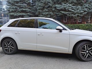 2016 Audi A3 III (8V) Рестайлинг, белый, 1550000 рублей, вид 3
