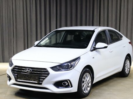 2017 Hyundai Solaris II, белый, 999000 рублей, вид 1