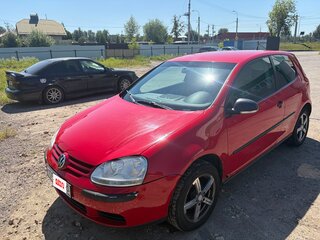 2006 Volkswagen Golf V, красный, 550000 рублей, вид 1