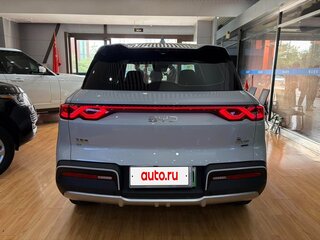 2025 BYD Yuan Up 45.12 kWh, серебристый, 1760000 рублей, вид 4