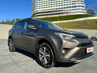 2017 Toyota RAV4 IV (XA40) Рестайлинг, коричневый, 2450000 рублей, вид 2