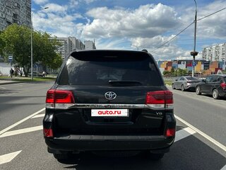 2016 Toyota Land Cruiser 200 Series Рестайлинг 2, чёрный, 6499000 рублей, вид 5