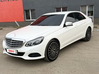 2013 Mercedes-Benz E-Класс 200 IV (W212, S212, C207) Рестайлинг, белый, 1800000 рублей, вид 1
