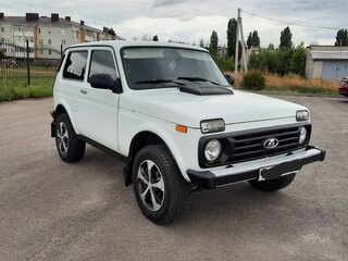 2014 Lada (ВАЗ) 2121 (4x4) I Рестайлинг, белый, 425000 рублей, вид 3