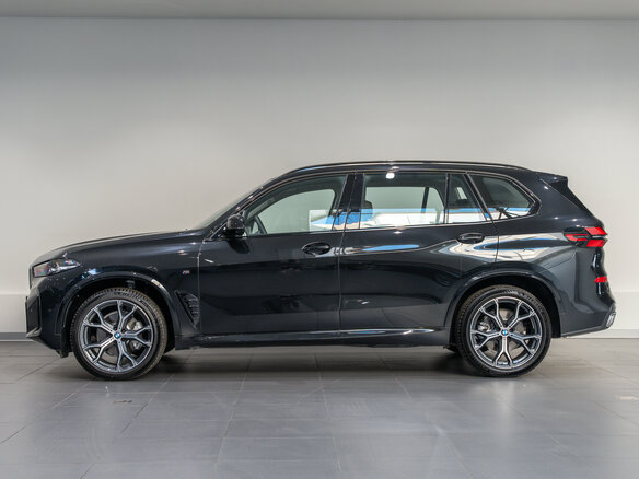 2026 BMW X5 Long 30Li IV (G05/G18) Рестайлинг, чёрный, 10300000 рублей - вид 7