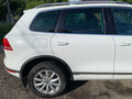 2015 Volkswagen Touareg II Рестайлинг, белый - вид 3