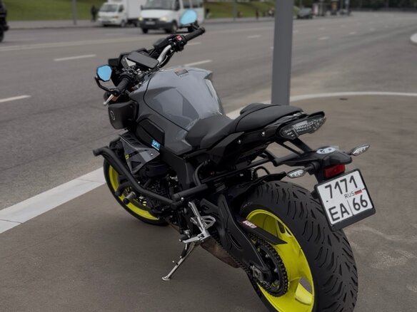 2017 Yamaha MT-10, серый, 1200000 рублей - вид 5