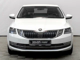 2018 Skoda Octavia III (A7) Рестайлинг, белый, 1590000 рублей, вид 2