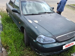1998 Kia Clarus I, зелёный, 185000 рублей, вид 2