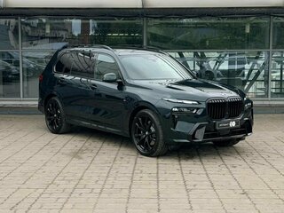 2026 BMW X7 40d I (G07) Рестайлинг, зелёный, 17850000 рублей, вид 4