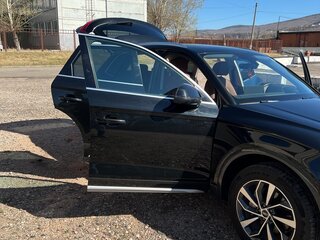 2023 Audi Q5 45 TFSI II (FY) Рестайлинг, чёрный, 5850000 рублей, вид 5