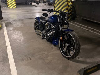 2019 Harley-Davidson Breakout, синий, 2400000 рублей, вид 5