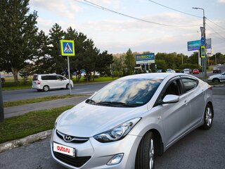 2012 Hyundai Elantra V (MD), серебристый, 1000000 рублей, вид 1