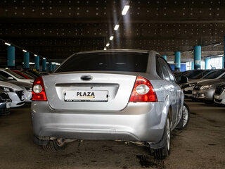 2008 Ford Focus II Рестайлинг, серебристый, 549000 рублей, вид 3
