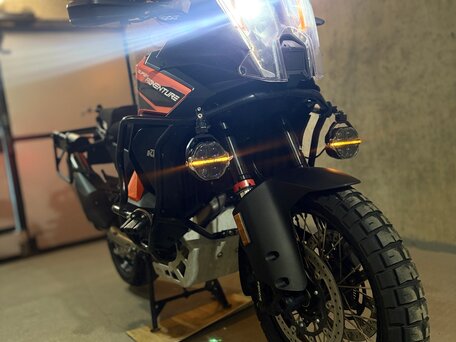 2021 KTM 1290 Super Adventure S, оранжевый, 1300000 рублей, вид 1