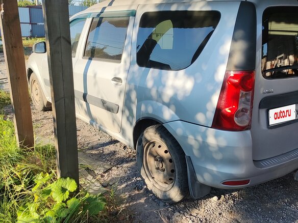 2013 Lada (ВАЗ) Largus I, серебристый, 790000 рублей - вид 3
