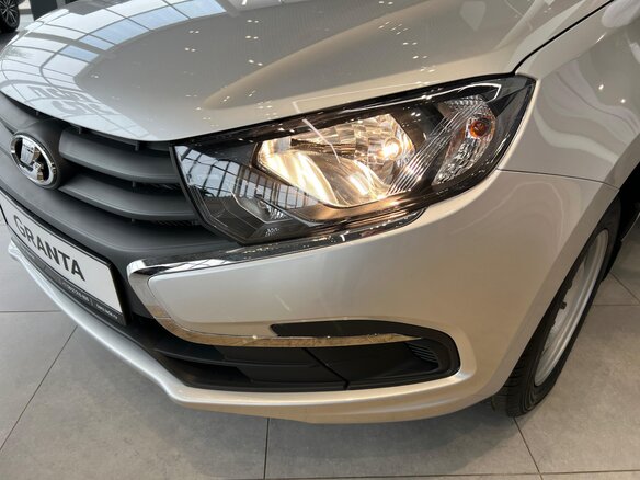 2026 Lada (ВАЗ) Granta I Рестайлинг, серебристый, 1007000 рублей - вид 10