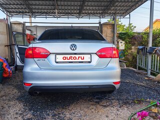 2012 Volkswagen Jetta VI, серебристый, 949999 рублей, вид 1