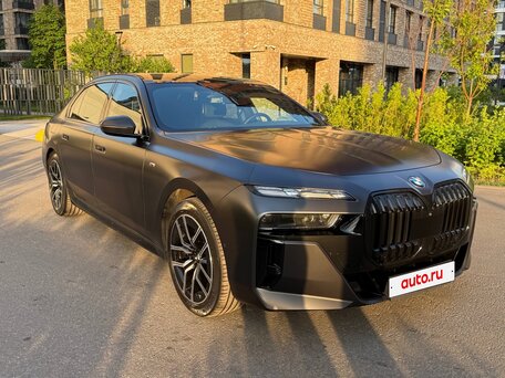 2022 BMW 7 серии 740i VII (G70), чёрный, 9670000 рублей, вид 2