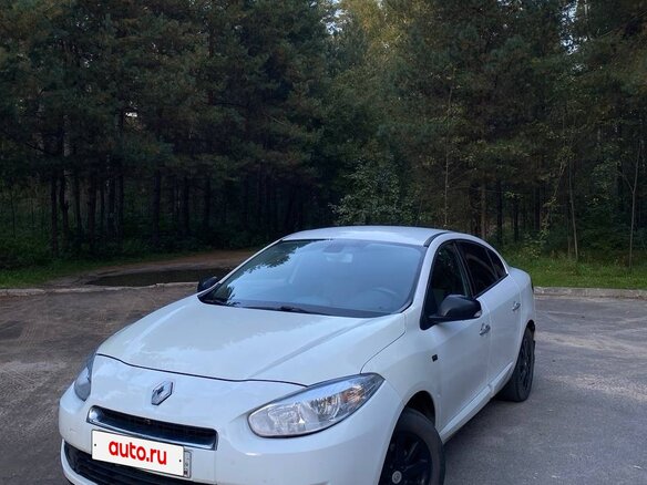 2012 Renault Fluence I, белый