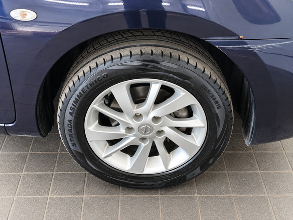 2015 Nissan Sentra VII (B17), синий, 875000 рублей - вид 16