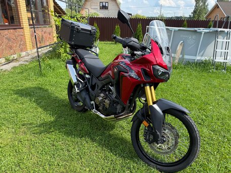 2017 Honda CRF 1000L Africa Twin, красный, 1250000 рублей, вид 4