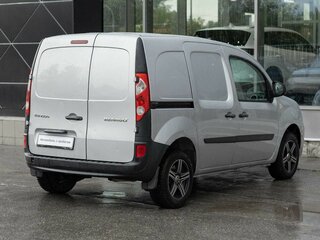 2013 Renault Kangoo II Рестайлинг, серебристый, 650000 рублей, вид 5
