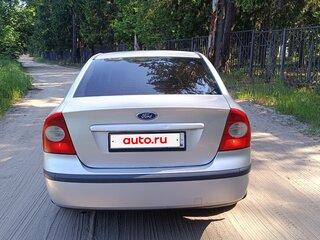 2006 Ford Focus II, серебристый, 285000 рублей, вид 4