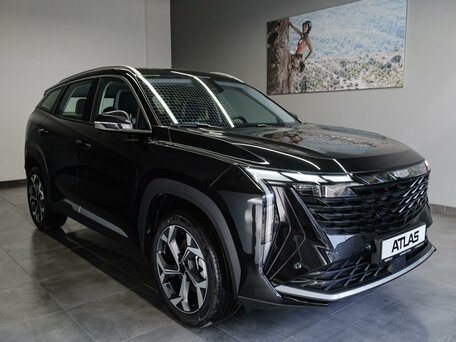 2026 Geely Atlas II, чёрный, 3449990 рублей, вид 3