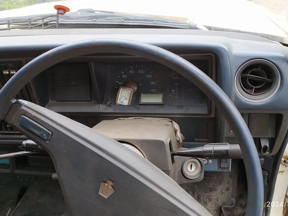 1989 Toyota Crown VIII (S130), белый, 131000 рублей - вид 37