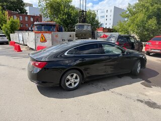 2019 Chevrolet Malibu IX Рестайлинг, чёрный, 990000 рублей, вид 3