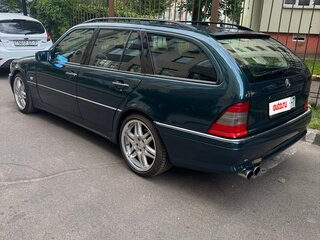 1997 Mercedes-Benz C-Класс 240 I (W202) Рестайлинг, зелёный, 2600000 рублей, вид 4