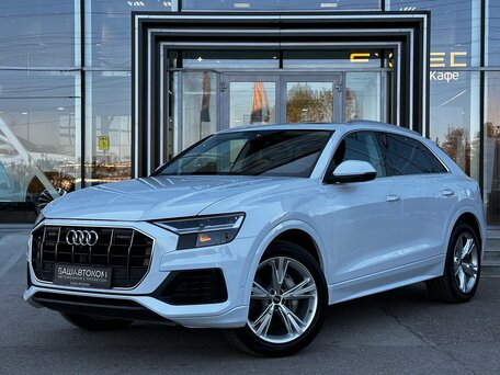 2022 Audi Q8 55 TFSI I (4M), белый, 7550000 рублей, вид 1