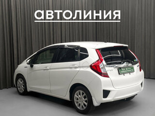 2014 Honda Fit III, белый, 930000 рублей, вид 5
