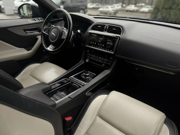 2017 Jaguar F-Pace I, синий, 3199000 рублей - вид 10