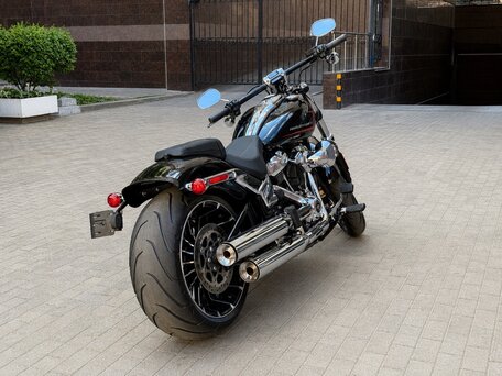 2023 Harley-Davidson Breakout, чёрный, 2250000 рублей, вид 5