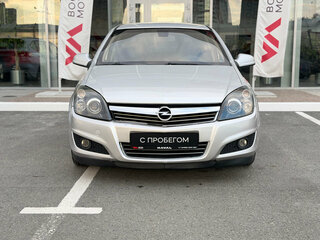 2010 Opel Astra H Рестайлинг, серебристый, 450000 рублей, вид 2