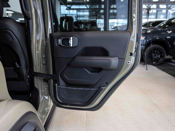 2026 Jeep Wrangler IV (JL) Рестайлинг, зелёный, 10779525 рублей - вид 27