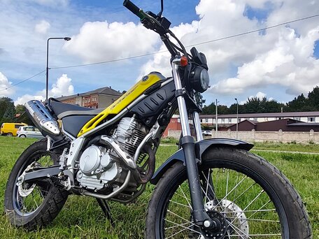 2005 Yamaha XG250 Tricker, жёлтый, 310000 рублей, вид 4