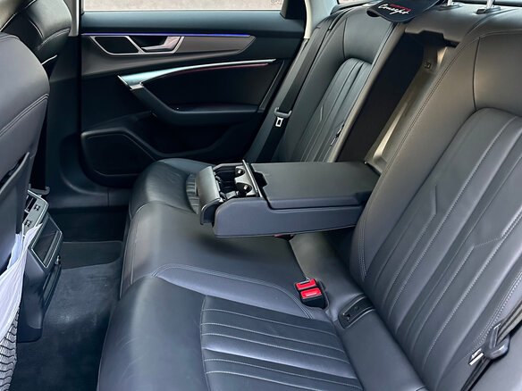 2021 Audi A6 45 TFSI V (C8), чёрный, 4450000 рублей - вид 22