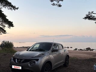 2017 Nissan Juke I Рестайлинг, серебристый, 1400000 рублей, вид 3