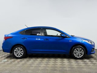 2017 Hyundai Solaris II, синий, 819900 рублей, вид 5