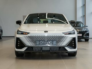2024 Changan UNI-V I, белый, 3329900 рублей, вид 2