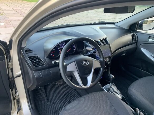 2014 Hyundai Solaris I, бежевый, 850000 рублей - вид 7